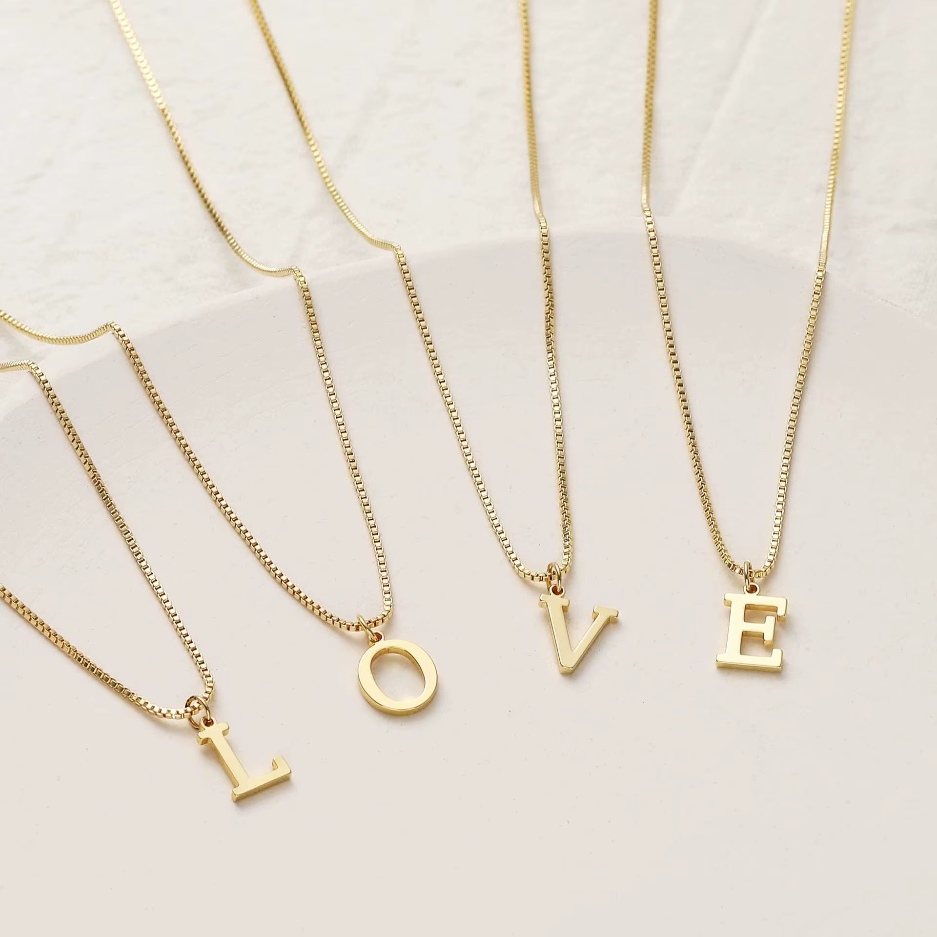 A-Z Initial Necklace 18K Gold Plated Necklace Cute Letter Stainless Steel Necklace for Women