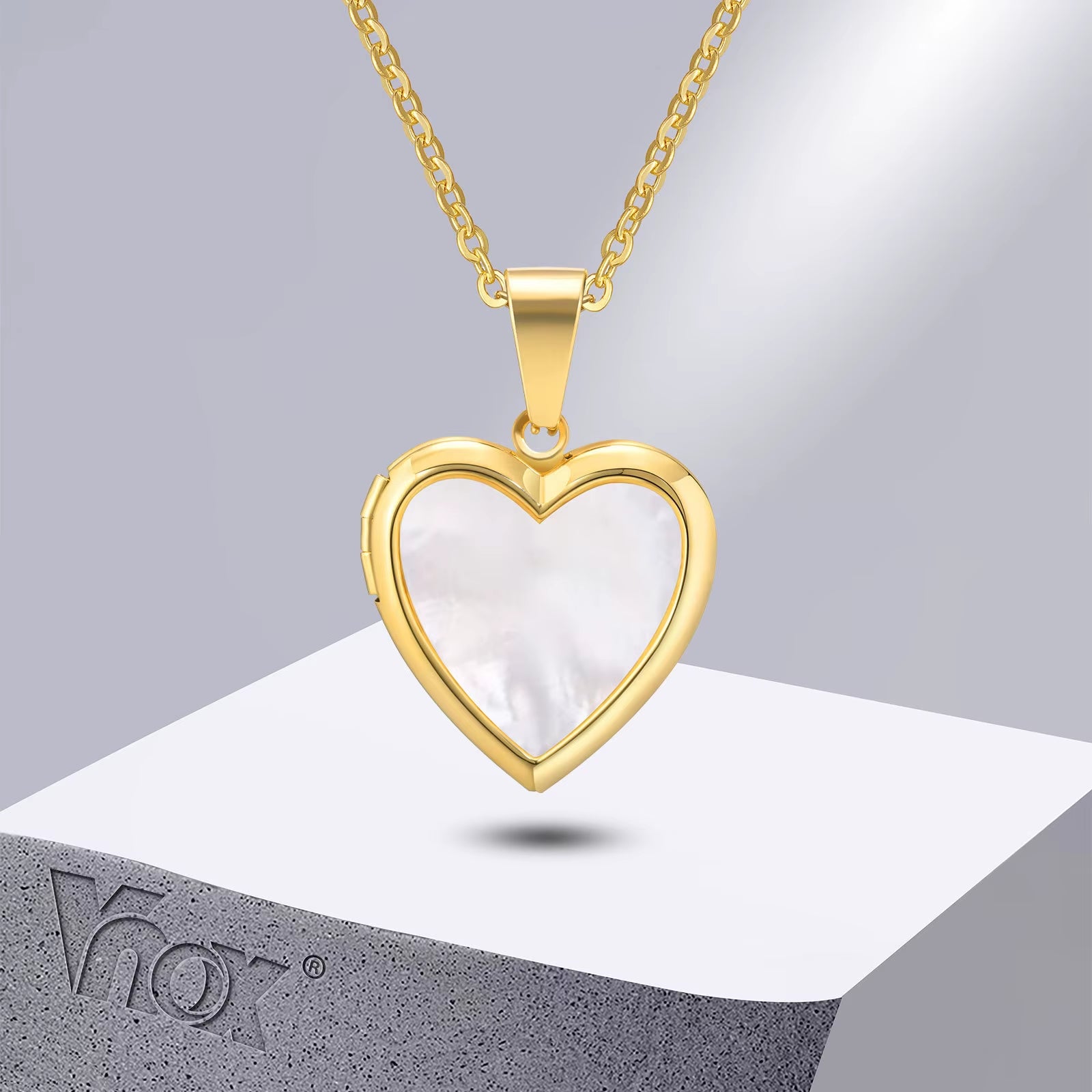 Women Locket Necklaces, Openable Heart Pendants, Stainless Steel Shell Photo Frame Necklace